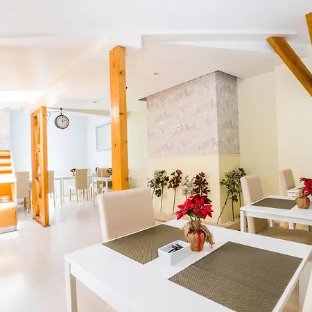 Arsenal Hotel apartamentowy 3*