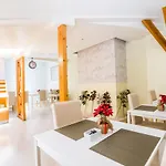 Arsenal Aparthotel 3*